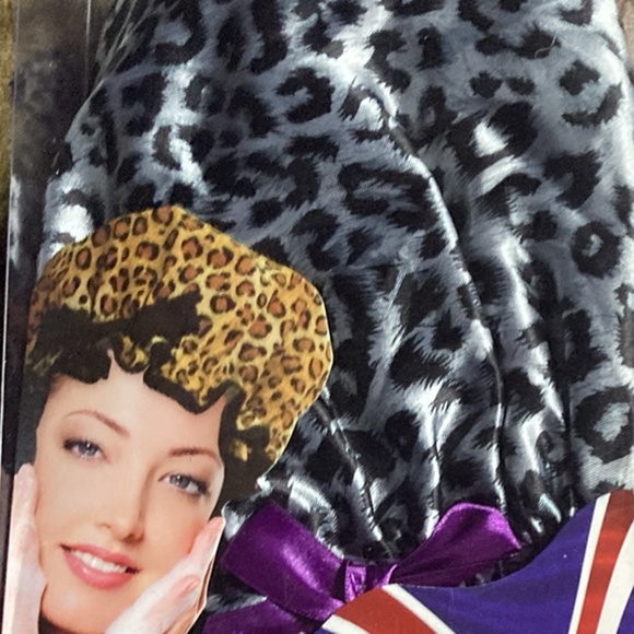 Satin Shower Cap - Fully Lined Waterproof - Elastic - One Size Fits All - Picture 2 of 6